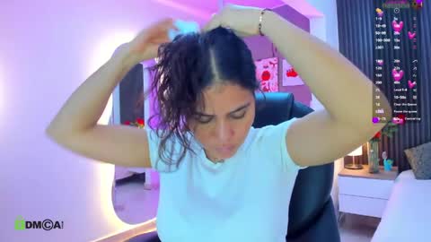 natasha online show from 05/05/26, 12:13