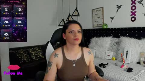 Snapshot of natasha__logan chatting on 12/17/24, 04:12 Natasha online show from 12/17/24, 04:12