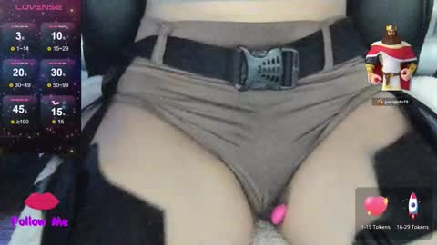 Natasha online show from 10/31/25, 04:13