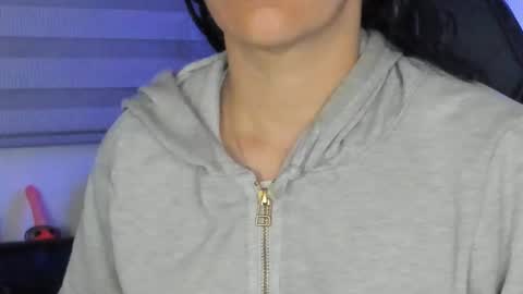 Natasha online show from 12/15/25, 04:06