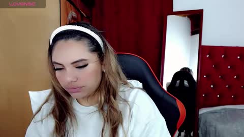 natasha__magics online show from 10/09/25, 03:15