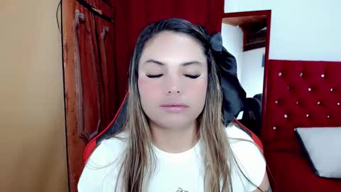 natasha__magics online show from 11/30/25, 03:10