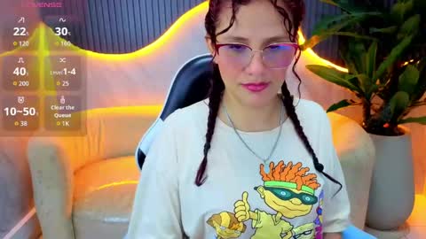 Natasha  tp   1430- 2100 online show from 04/24/26, 01:46