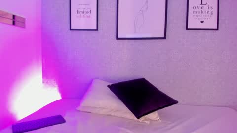  Natasha  online show from 01/23/25, 12:30