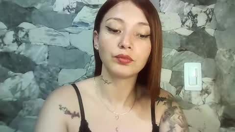 Snapshot of natasha_kein chatting on 12/14/24, 01:50 natalia online show from 12/14/24, 01:50