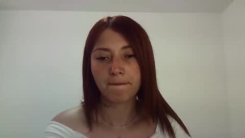 Snapshot of natasha_kein chatting on 01/21/25, 06:45 natalia online show from 01/21/25, 06:45