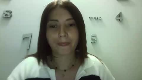natalia online show from 05/01/26, 05:45