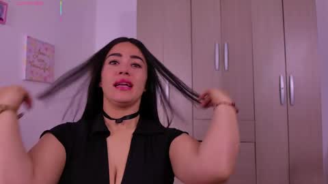 natasha_klump online show from 06/08/26, 10:04