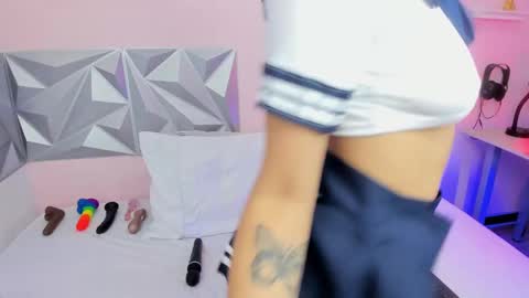 Natasha  online show from 11/01/25, 01:57