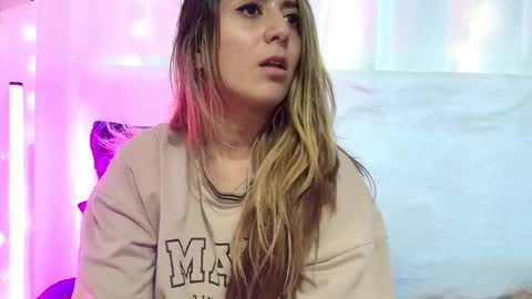 Natasha  online show from 01/19/25, 02:15