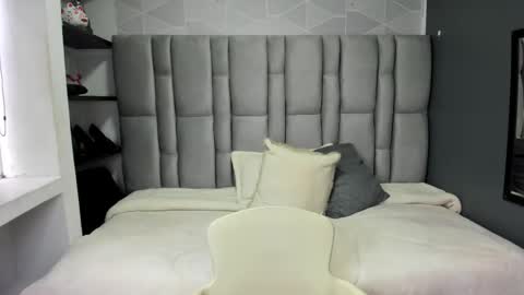 N A T A S H A online show from 09/23/25, 07:28