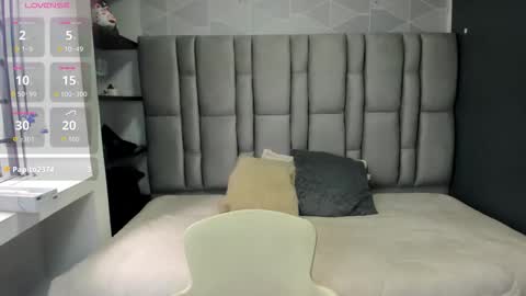 N A T A S H A online show from 09/26/25, 07:51