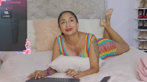 natasha_shine22 online show from 12/20/24, 07:33