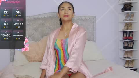 natasha_shine22 online show from 12/20/24, 10:38