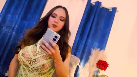 natasha_sins_ online show from 09/11/25, 11:54