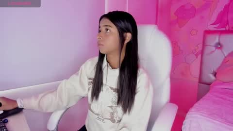 Natasha  online show from 12/07/24, 06:48