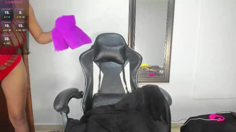 natasha online show from 10/22/25, 09:36