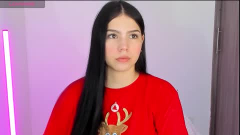 Snapshot of natasha_su chatting on 12/04/25, 07:44 Natalia online show from 12/04/25, 07:44