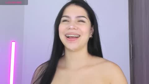 Snapshot of natasha_su chatting on 02/01/26, 01:09 Natalia online show from 02/01/26, 01:09