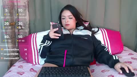 Snapshot of natashagilvegas chatting on 02/05/25, 01:15 natashagil online show from 02/05/25, 01:15