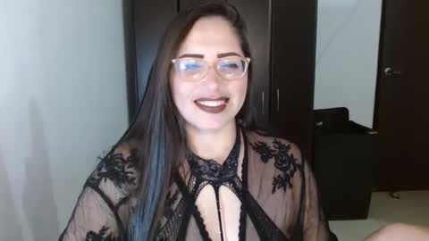 Natasha Smithe  online show from 10/12/25, 12:09