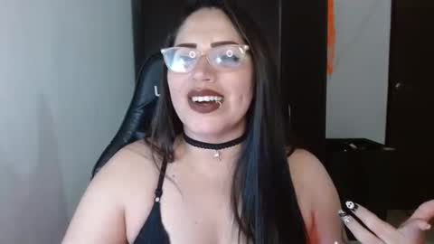 Natasha Smithe  online show from 10/19/25, 01:17