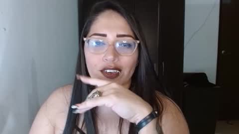 Natasha Smithe  online show from 10/23/25, 02:11