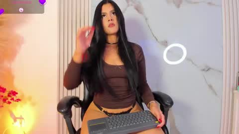 Natasha online show from 04/25/26, 02:25