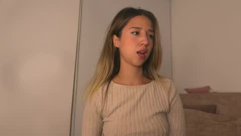 Natasha Independent model online show from 12/01/25, 07:35