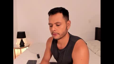 Snapshot of nate_ocean chatting on 12/03/24, 01:19 Nate Ocean online show from 12/03/24, 01:19