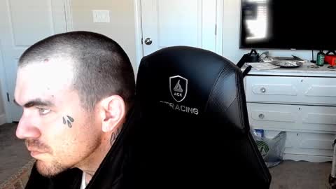 Snapshot of natecastlejr chatting on 01/20/25, 06:10 Nate online show from 01/20/25, 06:10