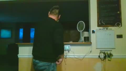 Snapshot of nateemkow chatting on 01/04/25, 12:59 lombardIL online show from 01/04/25, 12:59