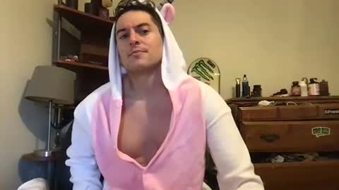 natetheexplorer online show from 10/30/25, 10:43