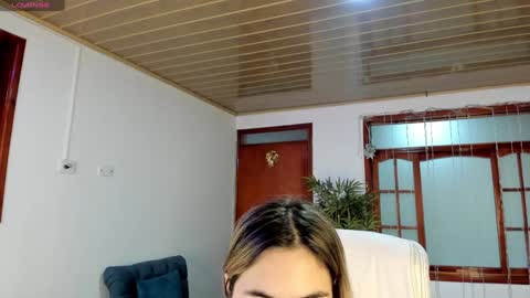 nathaly sky online show from 01/29/25, 10:37
