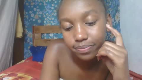 nathalia069 online show from 04/28/26, 07:41