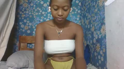 nathalia069 online show from 05/19/26, 11:38