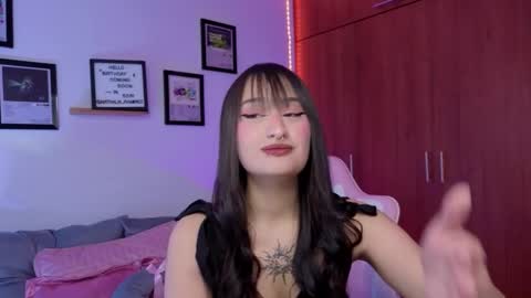 Snapshot of nathalia_ramirez_ chatting on 02/04/26, 01:11 Nathalia Ramirez online show from 02/04/26, 01:11