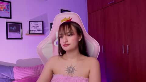 Snapshot of nathalia_ramirez_ chatting on 03/15/26, 11:55 Nathalia Ramirez online show from 03/15/26, 11:55