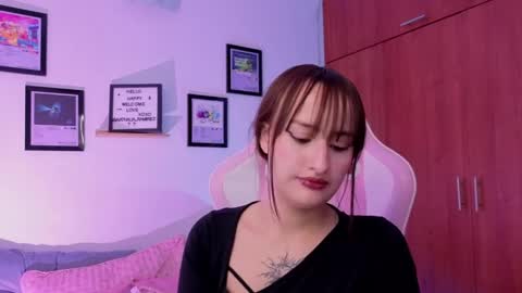 Nathalia Ramirez online show from 03/31/26, 05:41