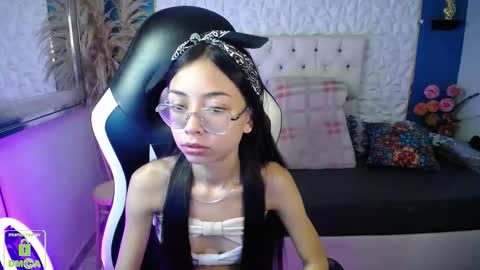 Snapshot of nathaliasweet_1_ chatting on 02/19/26, 02:02 nathaliasweet_1_ online show from 02/19/26, 02:02