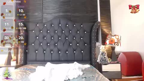 Snapshot of nathaliaz_ chatting on 12/15/24, 12:17 nathaliaz online show from 12/15/24, 12:17