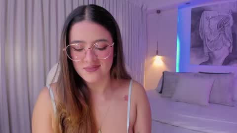 NATHALIE online show from 05/07/26, 11:15