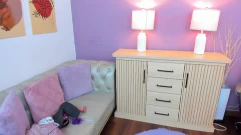 Snapshot of nathalie_rossel chatting on 04/20/26, 07:04 nathalie rossel online show from 04/20/26, 07:04