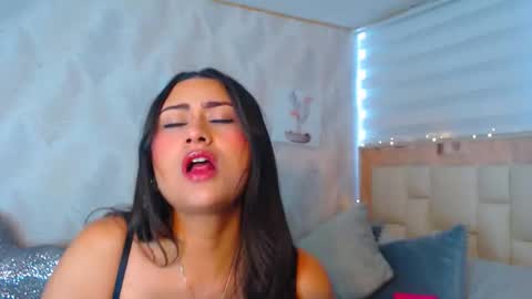 Snapshot of nathalierose_1 chatting on 03/01/26, 01:24 Nathalie Rose online show from 03/01/26, 01:24