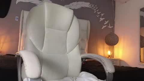 nathaly_blue online show from 12/17/24, 10:32