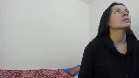 Snapshot of nathaly_love96 chatting on 12/28/24, 06:40 Nathaly online show from 12/28/24, 06:40
