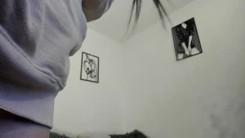 Snapshot of nathaly_love96 chatting on 10/17/25, 07:05 Nathaly online show from 10/17/25, 07:05