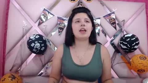 nathaly low online show from 11/01/25, 03:08