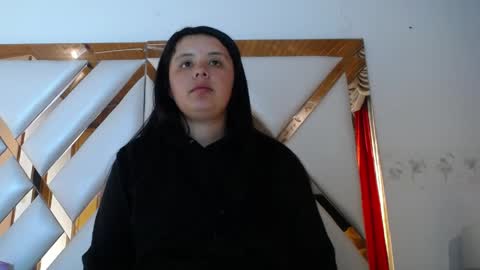 nathaly low online show from 04/07/26, 12:49