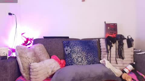 Natha online show from 05/05/26, 12:24